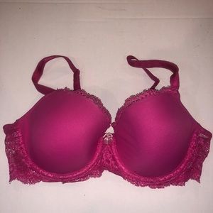 34D Victoria Secret Bra